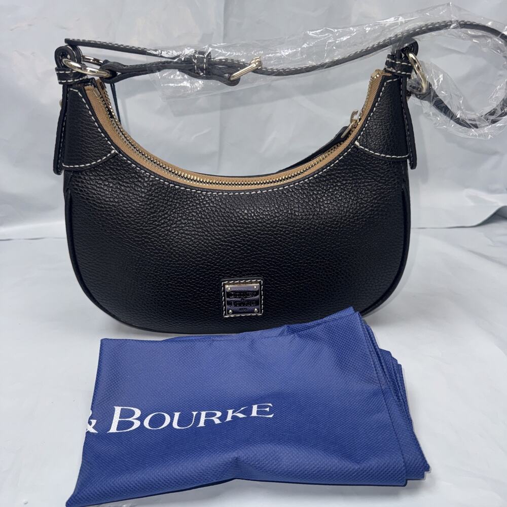dooney & bourke black hobo purse Bluca2318. H1